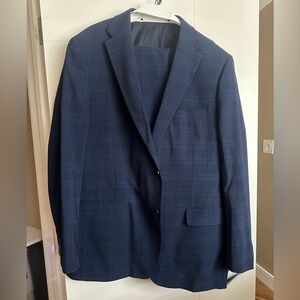 Suit bundle 48L